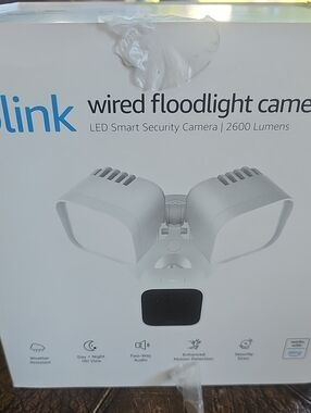 Blink Wired Floodlight Camera - White